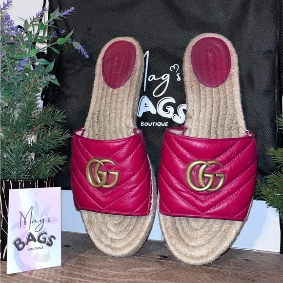 Gucci: GG Marmont Sandals Pilar Leather Espadrille Double Logo Sliders - Picture 2 of 15